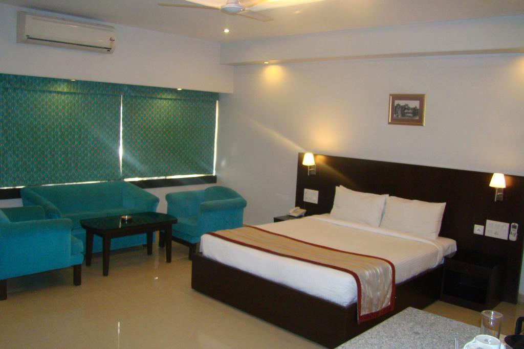 Hotel The Curzon Court Bangalore Exterior foto