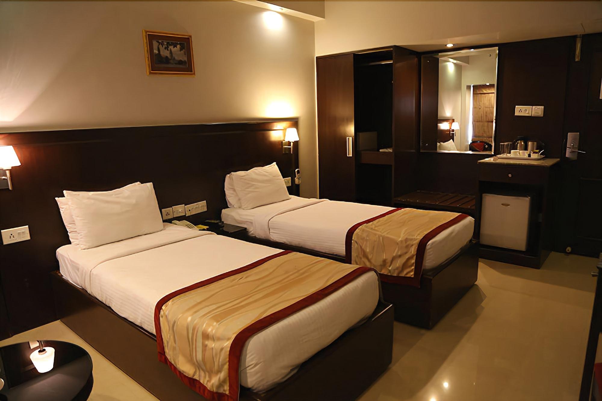 Hotel The Curzon Court Bangalore Exterior foto
